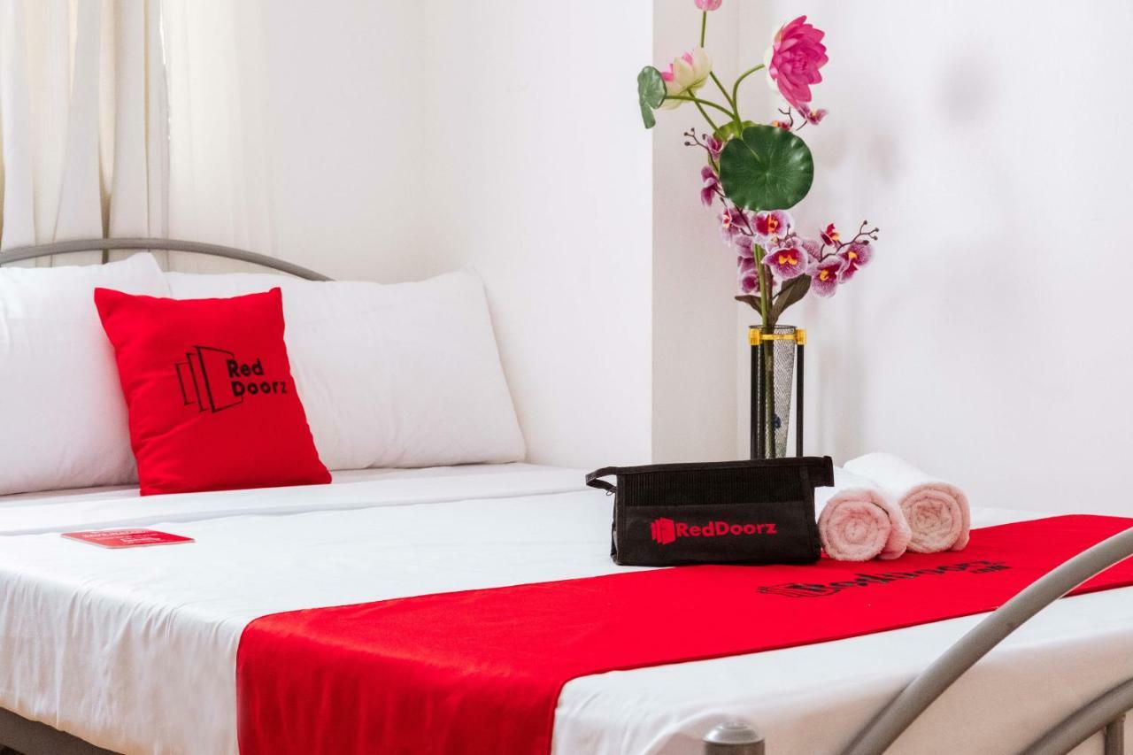 Reddoorz Premium @ Amaia Skies Avenida Manila Eksteriør billede