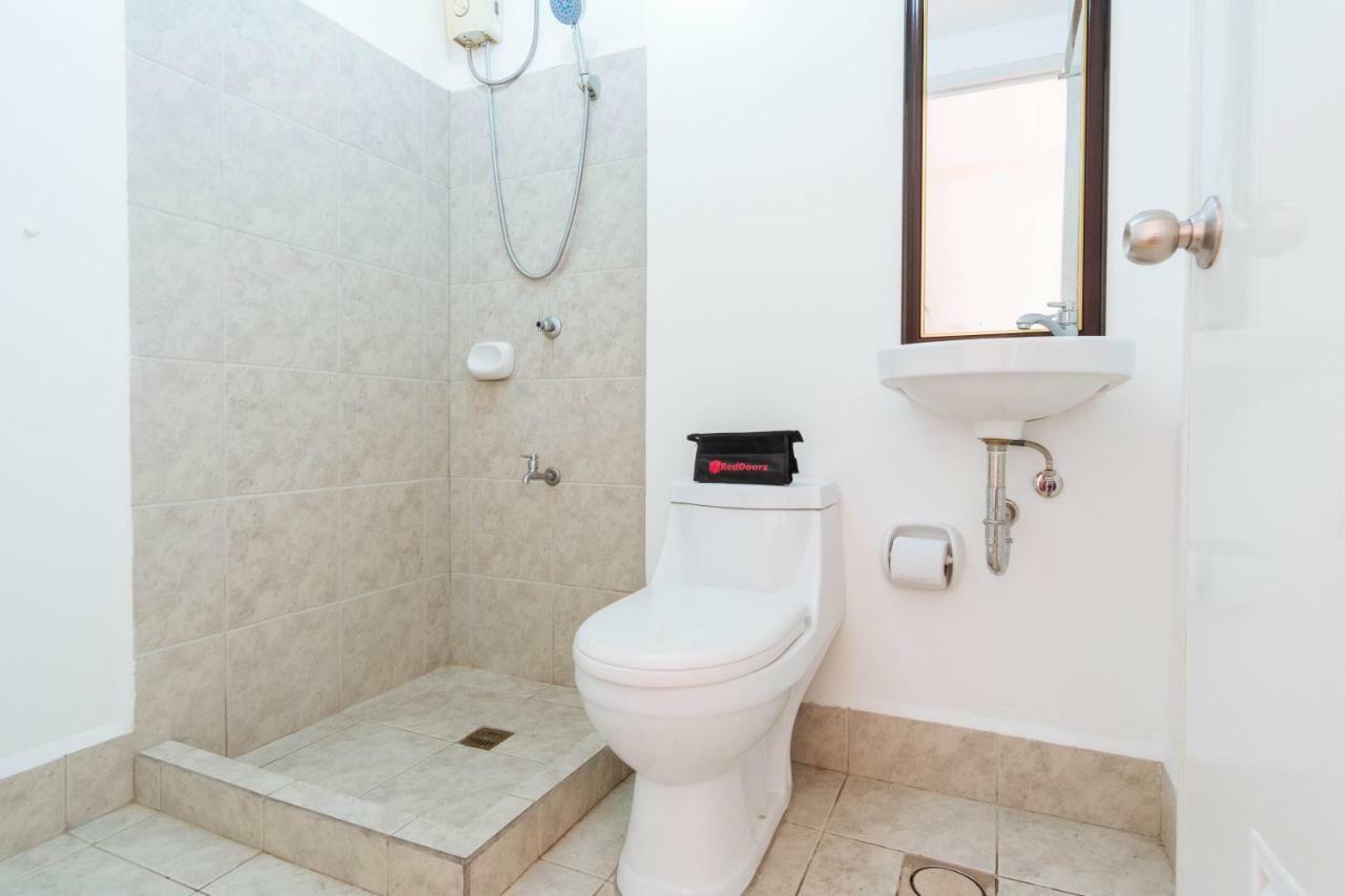Reddoorz Premium @ Amaia Skies Avenida Manila Eksteriør billede