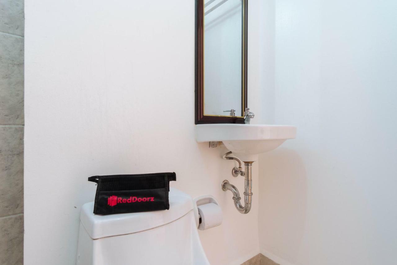 Reddoorz Premium @ Amaia Skies Avenida Manila Eksteriør billede